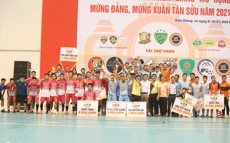 Đạt Vĩnh Tiến đăng quang vô địch bóng đá chào sân Futsal Kiên Giang 2021