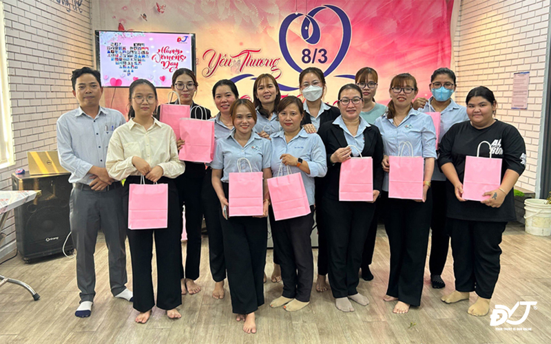 Tỏa Sáng Cùng Phái Đẹp ĐẠT VĨNH TIẾN Ngày 8/3/2023