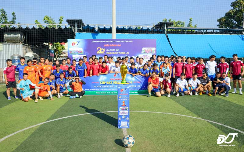 Giải bóng đá “20 Năm chung sức - Vững bước tương lai” 2025